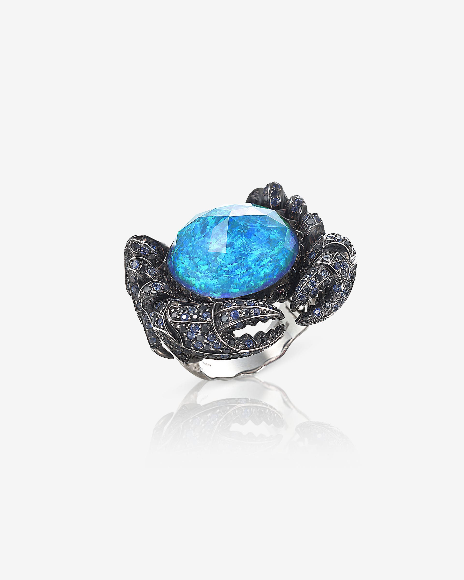 Jewels Verne Crab Ring in 18K White Gold | Stephen Webster Jewels Verne Crab Ring in 18K White Gold | Stephen Webster