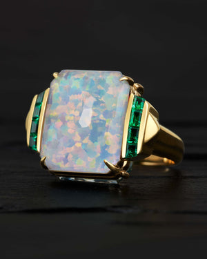 Crystal Haze Twister Ring