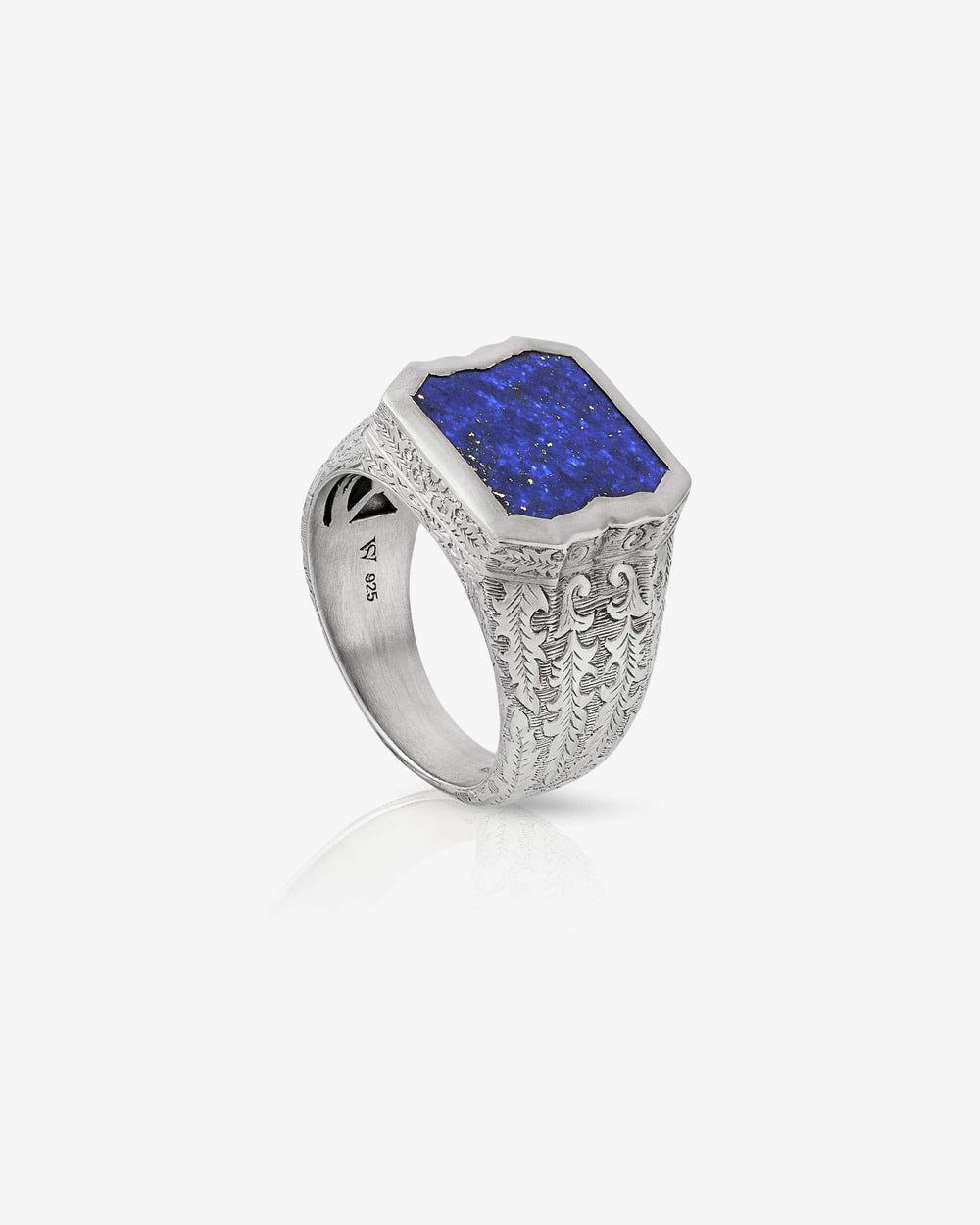 Stephen Webster Cuban Leaf pinky ring in sterling silver with lapis lazuli centre — top view showing engraved leaf-pattern band and lapis gemstone