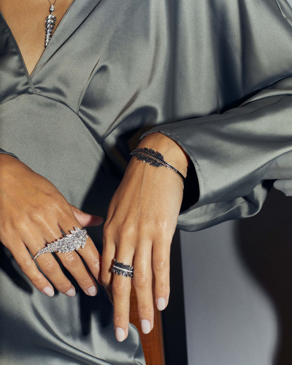 Plumage Three Finger Ring