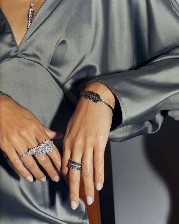 Plumage Three Finger Ring