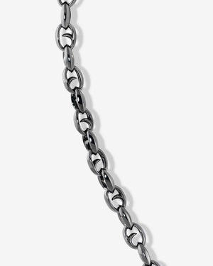 Clasp and connection detail of the Stephen Webster 22″ Classic Large Link sterling silver chain