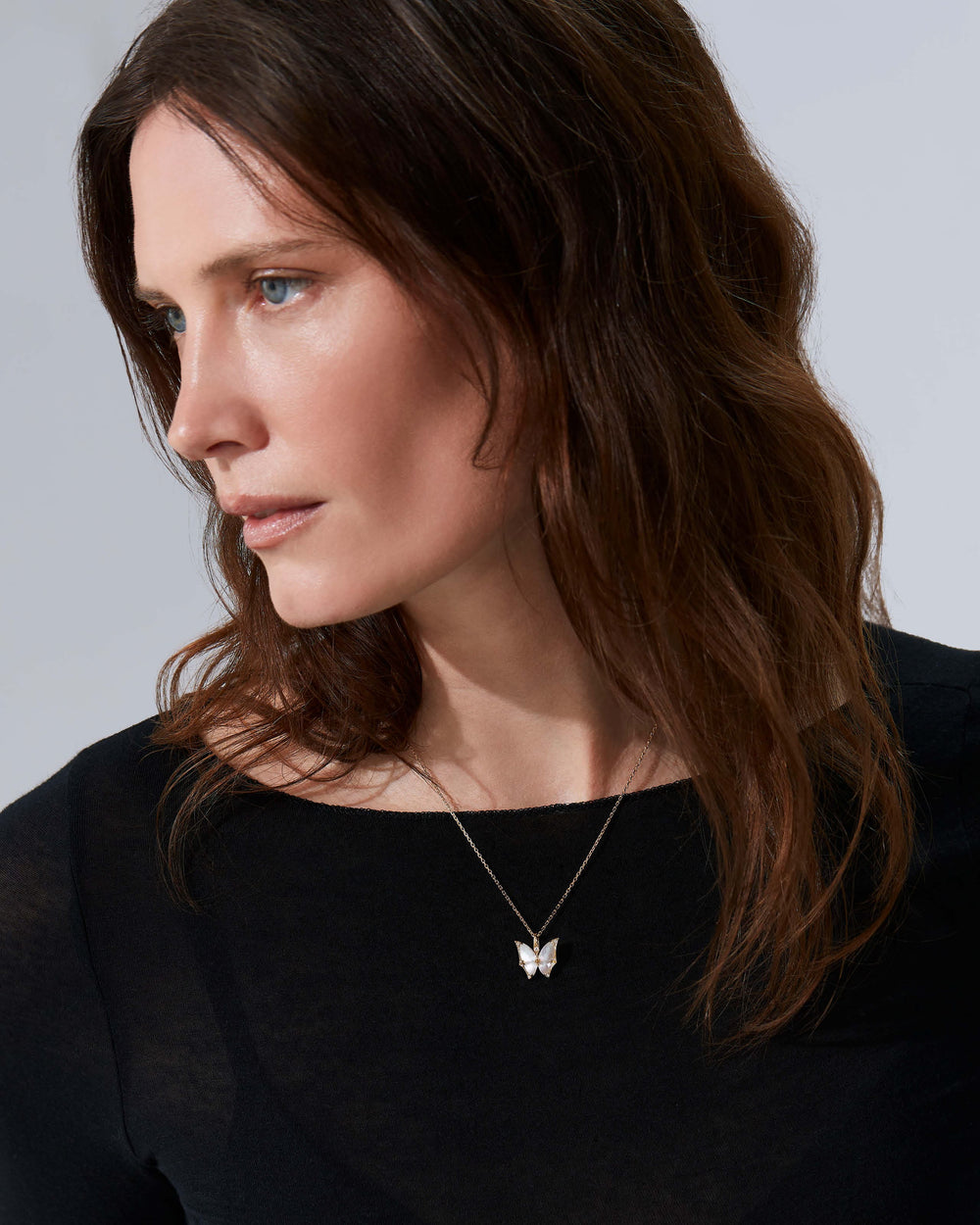 Fly By Night butterfly Crystal Haze mini pendant necklace in 18k yellow gold with white mother of pearl and diamond pavé