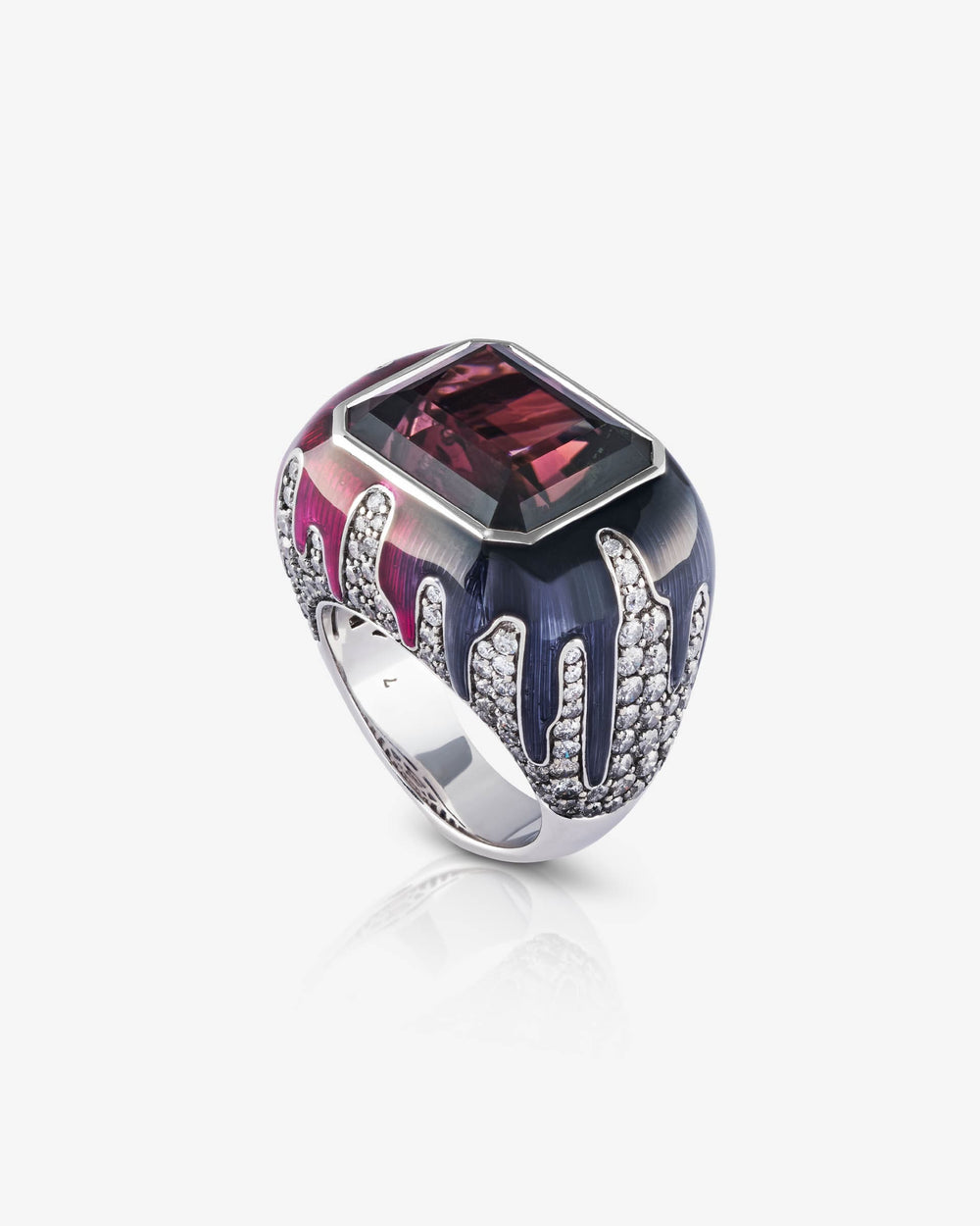 Full Bleed Ring in 18 ct white gold with grey-pink bi-colour tourmaline centre and grey & white diamonds — front view