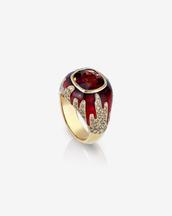 Full Bleed ring in 18 ct yellow gold with central orange-red spinel, graduated brown & white diamonds — front view