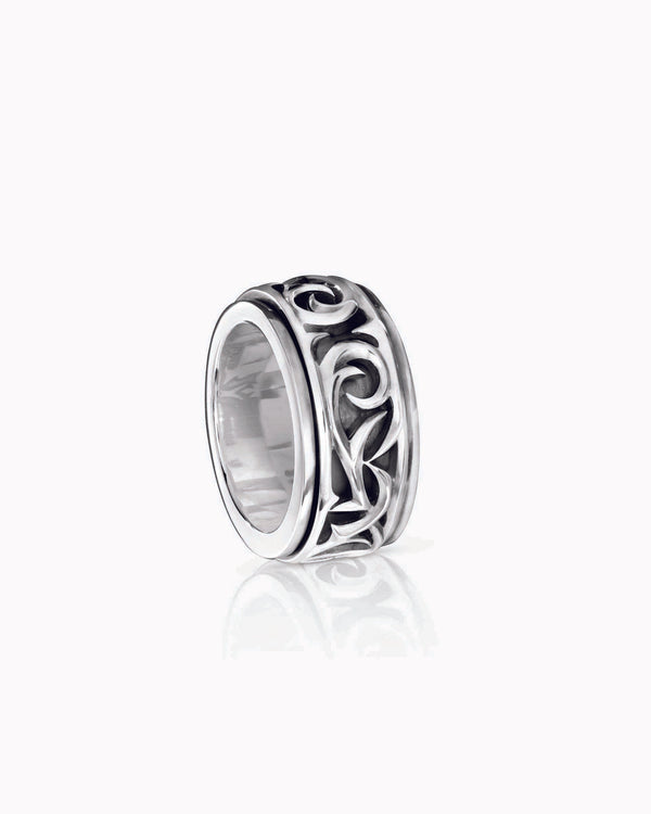 Men’s sterling silver Thorn Carved Rotating Ring by Stephen Webster with a carved Thorn motif and rotating central band