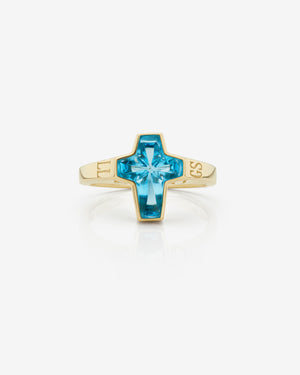 Close-up of blue topaz gemstone and yellow-gold finish on Stephen Webster Mini Rockstar Ring