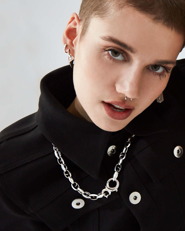 Model wearing Stephen Webster Thorn Classic 11 mm link sterling silver chain — luxury men’s jewellery