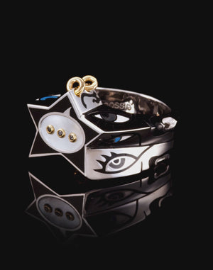 Stephen Webster × Machine Gun Kelly Gossip Ring Edition Eight in sterling silver with black and red enamel star — 360 video