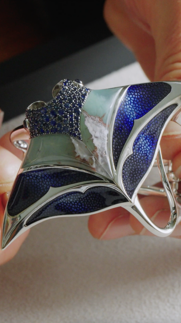 Bespoke jewellery designed by Stephen Webster, handcrafted in London using ethically sourced gemstones and precious metals