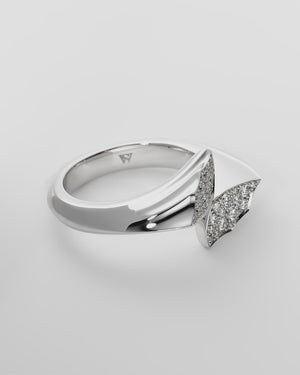 Pavé Split Wing Band