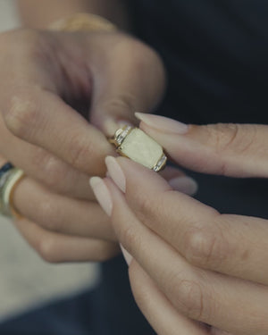 Crystal Haze Slim Twister Ring