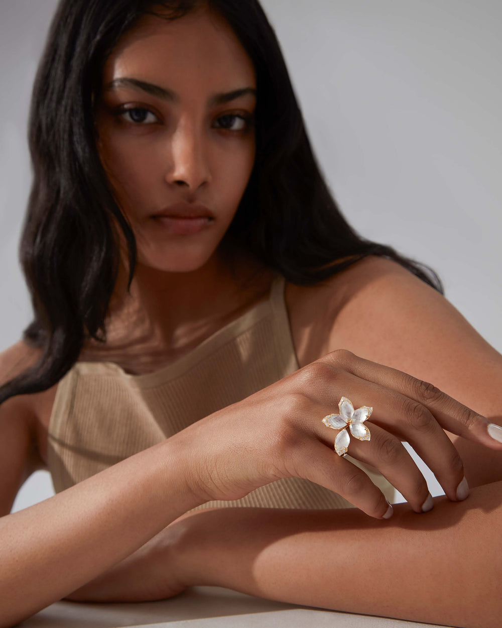 Stephen Webster Crystal Haze Chance White Mother-of-Pearl Cocktail Ring in 18ct Yellow Gold with White Mother-of-Pearl Crystal Haze and White Diamond Pavé front view