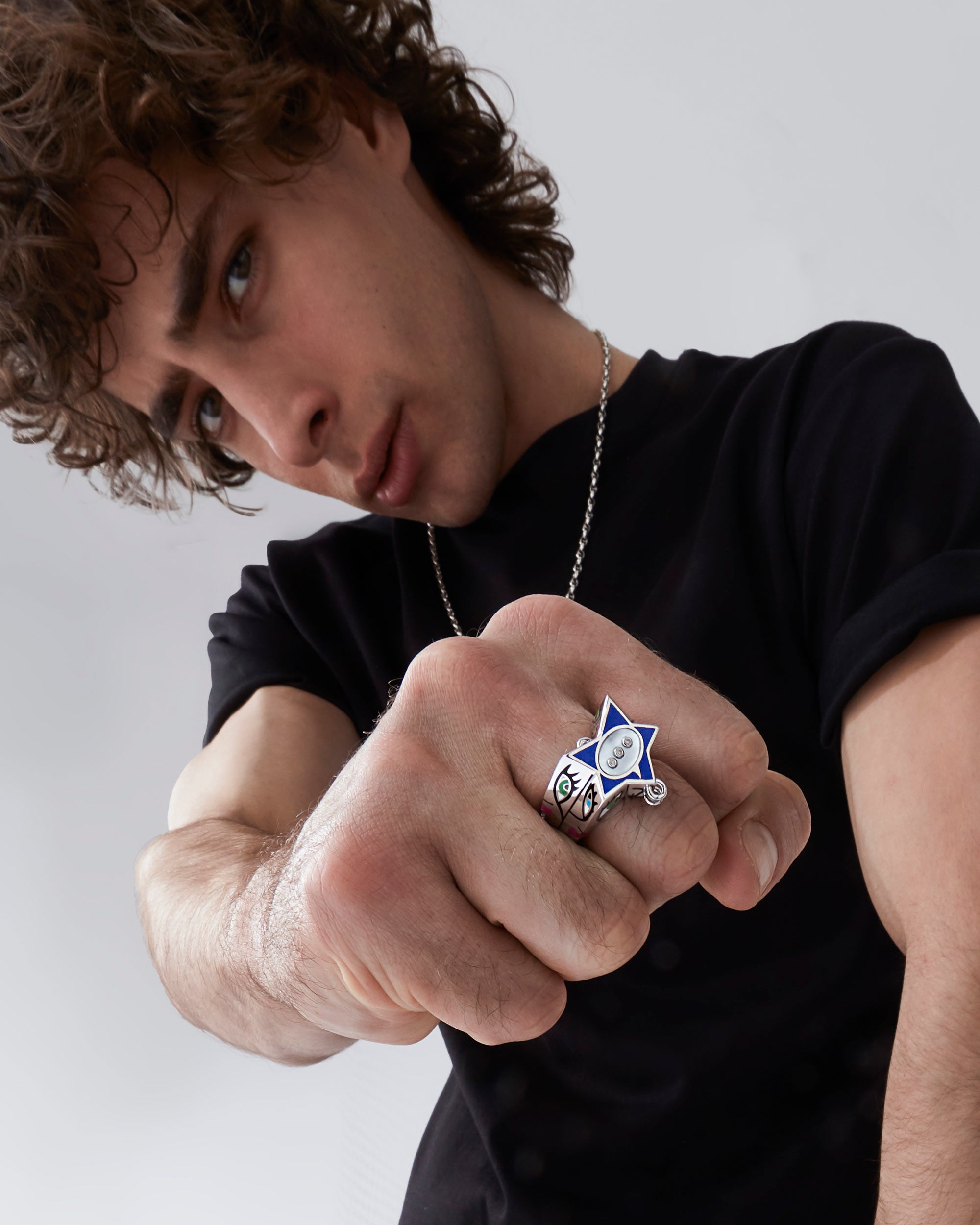 Stephen Webster x Machine Gun Kelly GOSSIP Ring – Edition Five