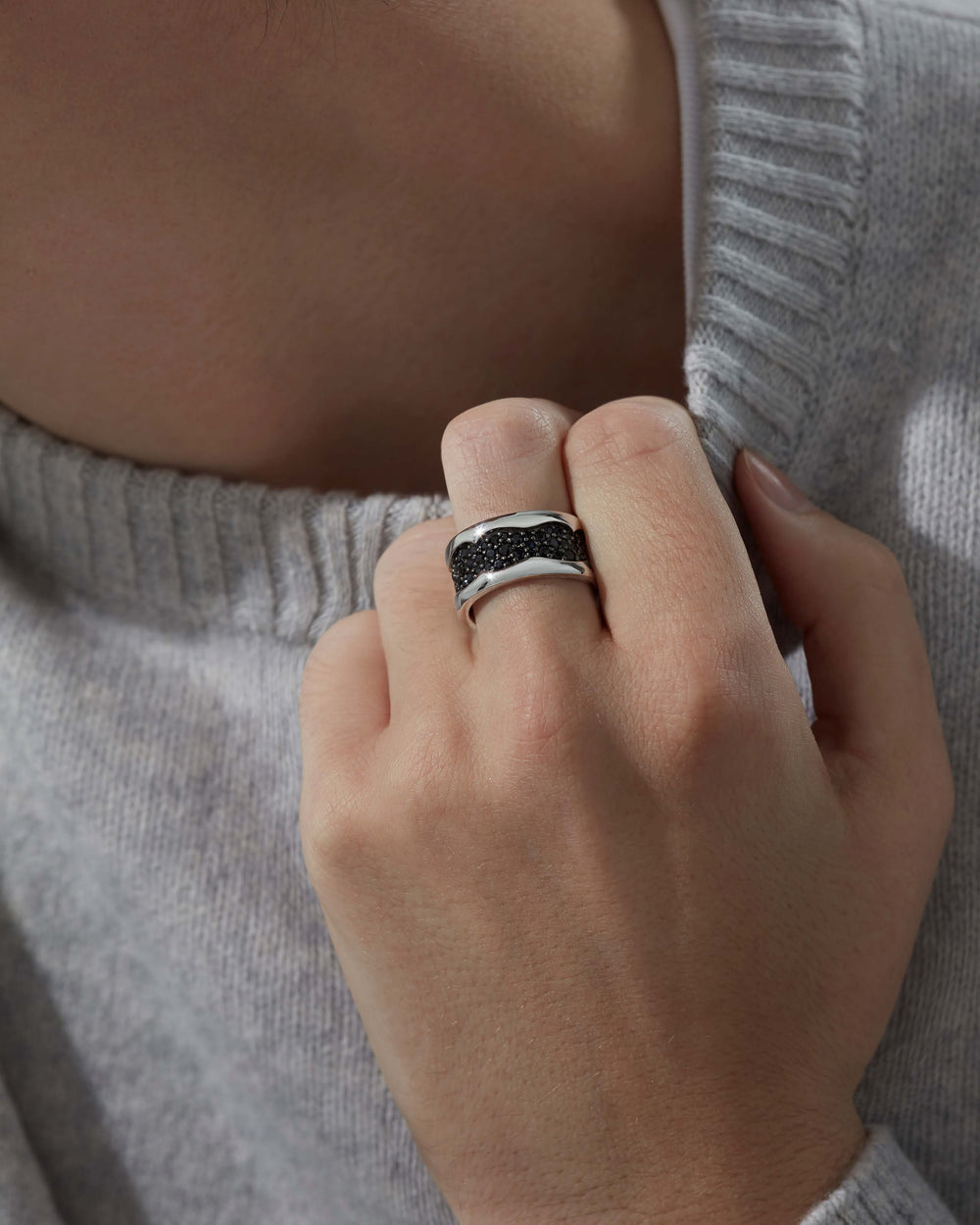 Stephen Webster Rayman Pavé ring in sterling silver with black-sapphire pavé — top view showing ring face and pavé setting