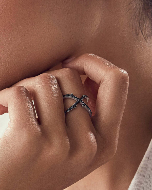 Stephen Webster Stem Crossover Black Diamond Band Ring in 18ct White Gold with black diamond pavé worn on model close up