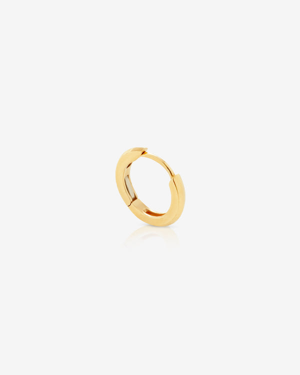 Stephen Webster yellow gold single sleeper earring — polished 18 ct yellow-gold hoop, front view