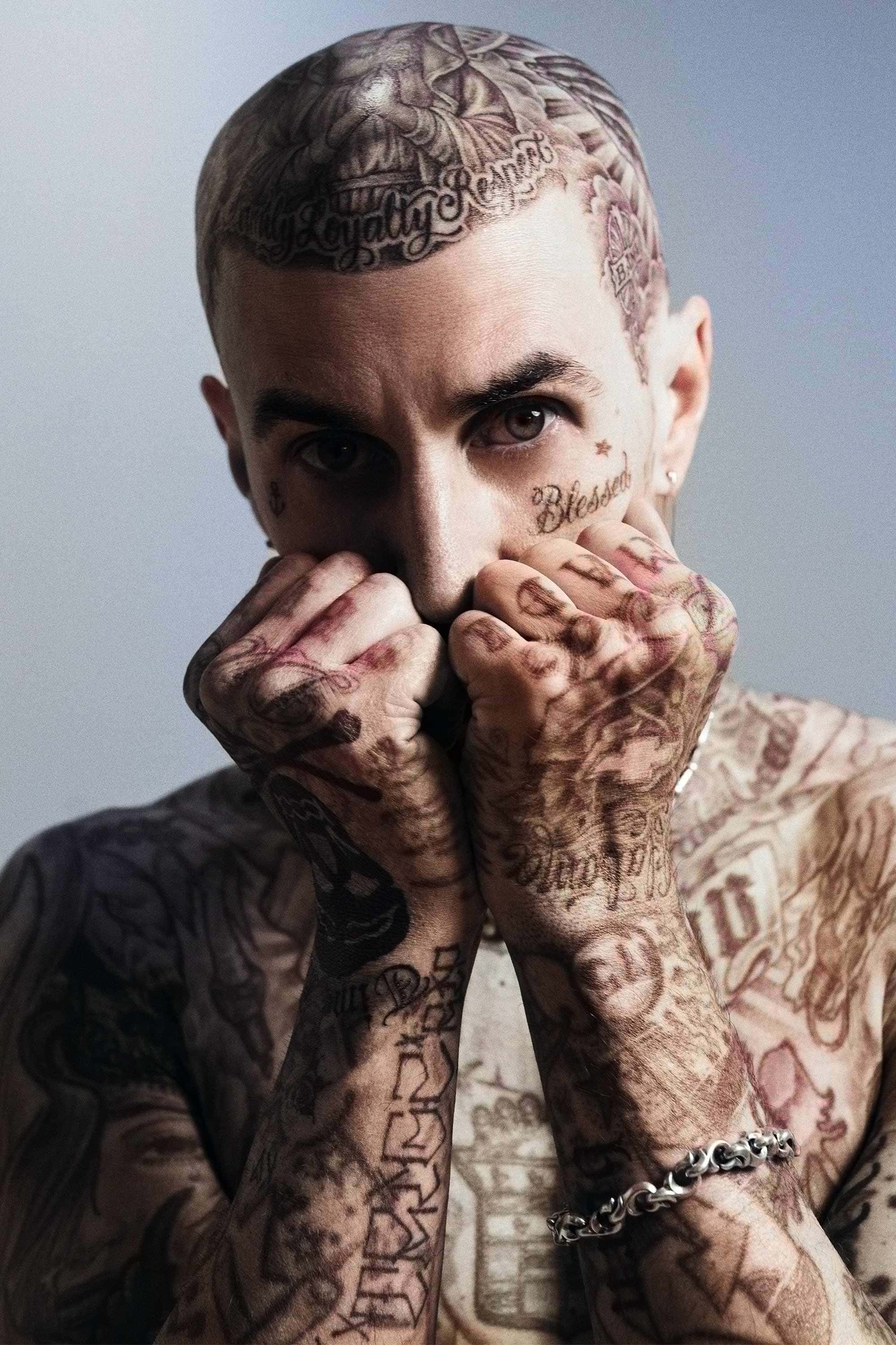 Travis Barker wearing Stephen Webster Thorn S Link Bracelet