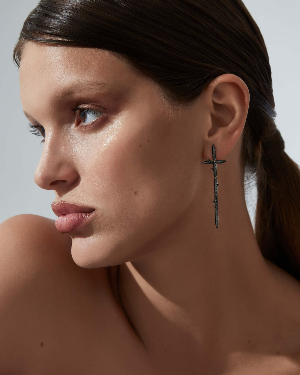 Very Cross White Diamond Earring in 18 ct white gold with pavé black diamonds, luxury fine jewellery