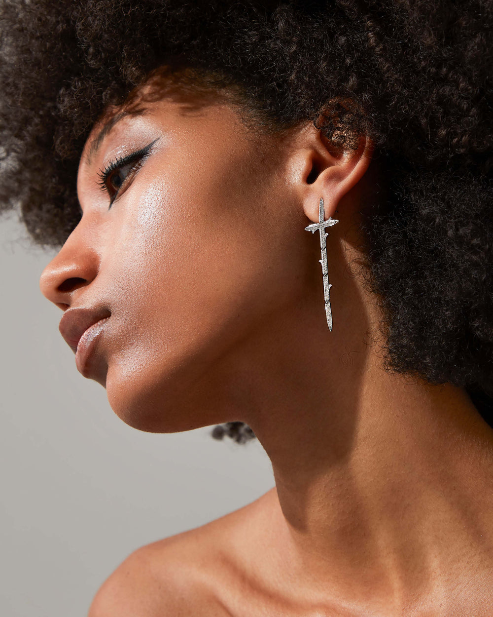 Very Cross White Diamond Earring in 18 ct white gold with pavé white diamonds, luxury fine jewellery