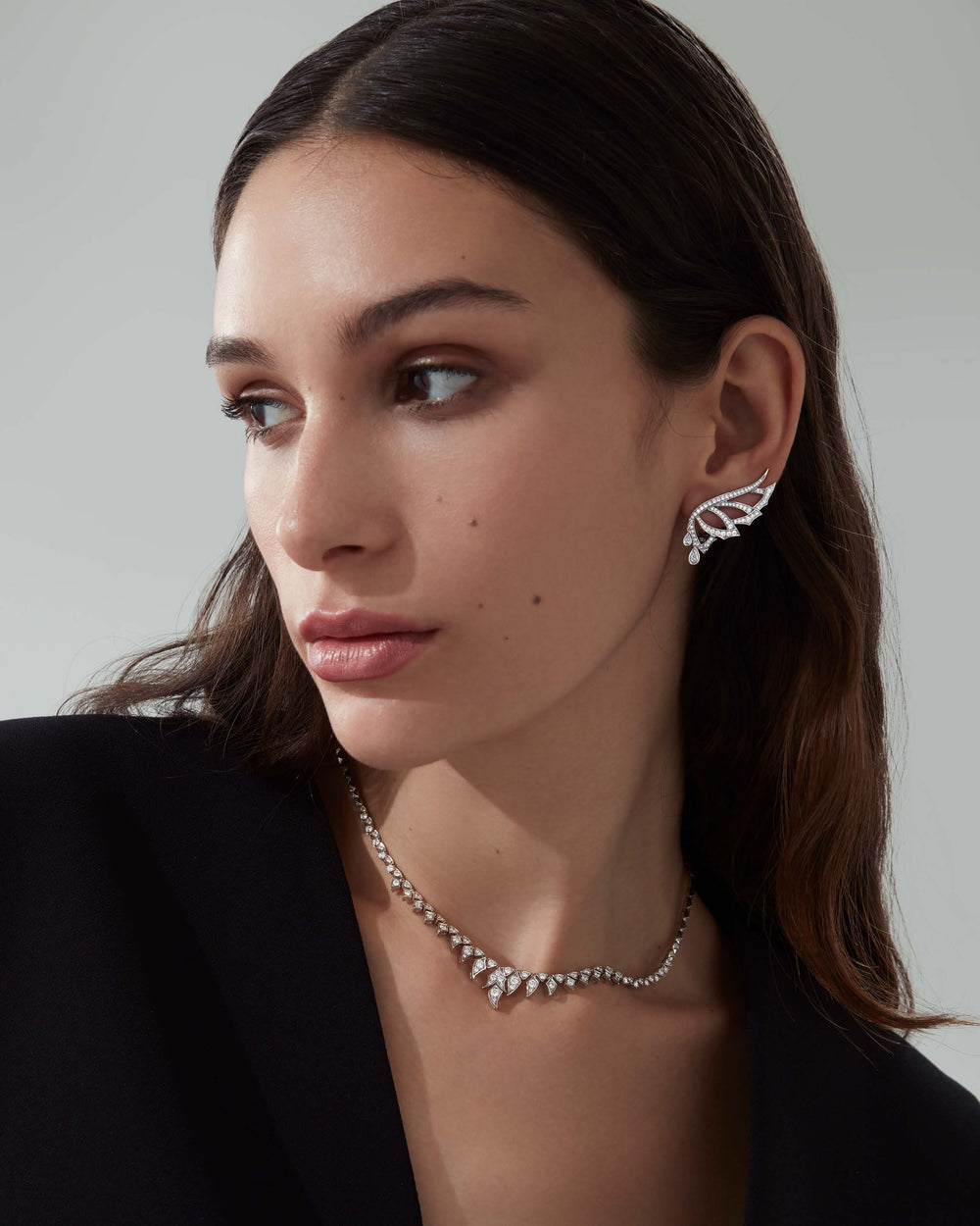White Diamond Pavé Tail Feather Collar in 18ct white gold with white diamond pavé, sculptural feather-inspired fine jewellery