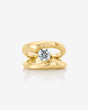 Women’s 18ct yellow gold sculpted solitaire ring with round brilliant diamond