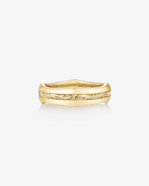 Yellow gold engraved Quadrafoil men’s wedding band