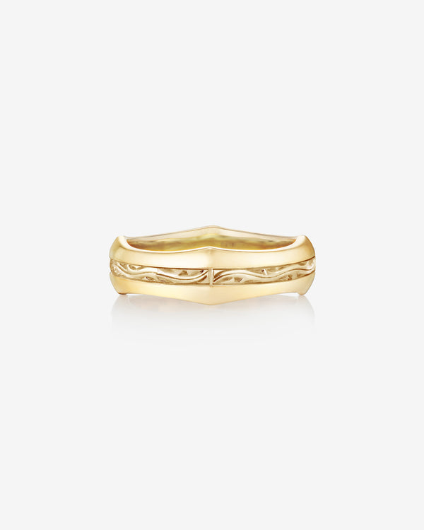 Yellow gold engraved Quadrafoil men’s wedding band